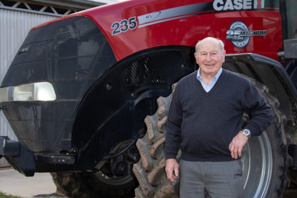 Selling farms in Victoria since 1952 Stawell rural agent Jim Barham is still going.