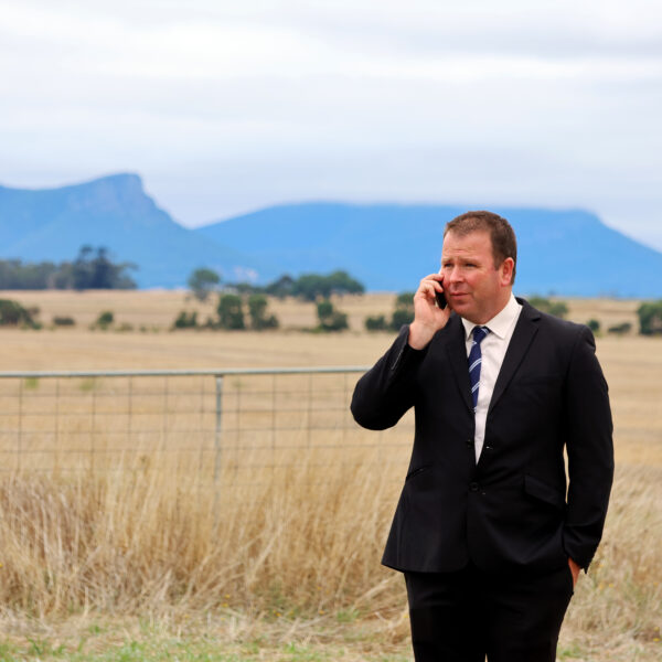 www.farmrealestate.com.au features credible rural real estate agents that know the value of Victorian farm land.